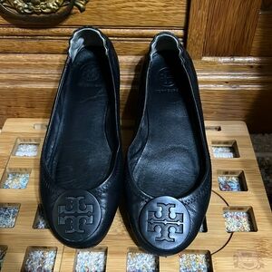 Tory burch flats shoes